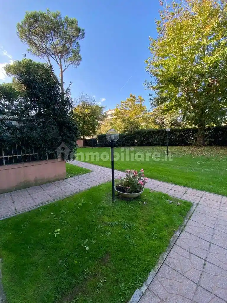 Quadrilocale via dell'Automobilismo, Roma 70, Roma - foto 2