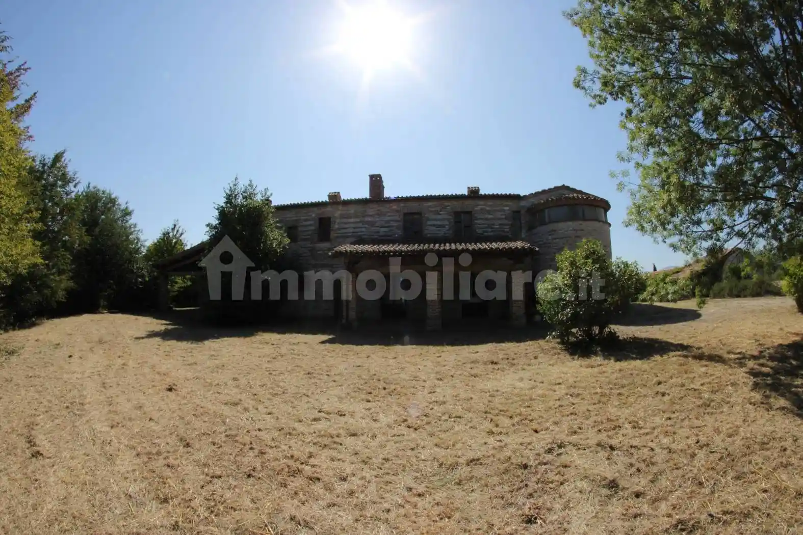 Rustico - Casale in vendita a Fabriano