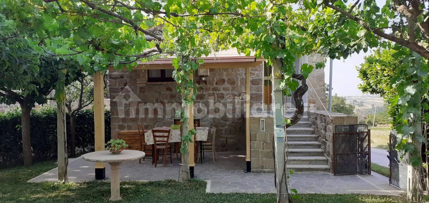 Rustico - Casale in vendita a Gualdo