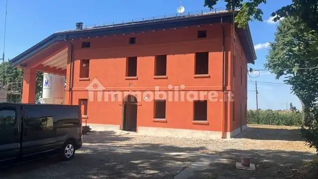 Villa in vendita a Modena