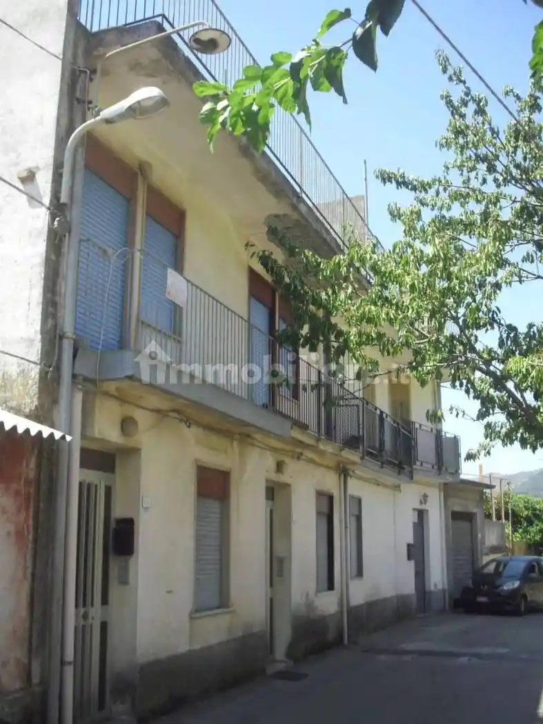 Villa unifamiliare via Mastra, Antillo - foto 2