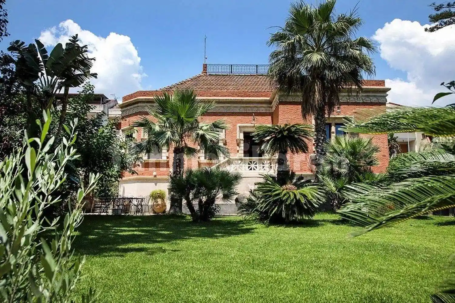 Villa in vendita a Santa Teresa di Riva