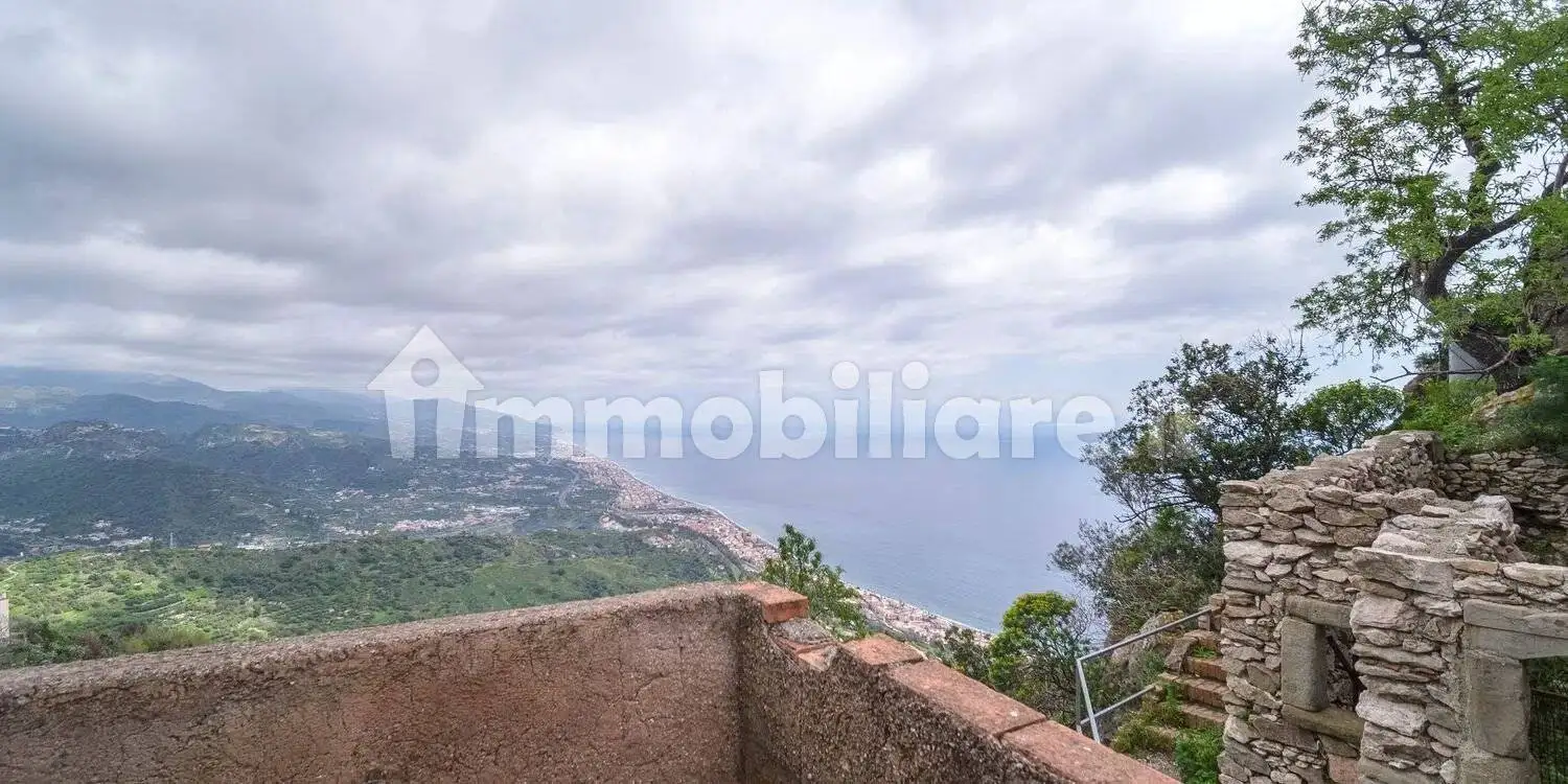 Villa in vendita a Forza d'Agrò