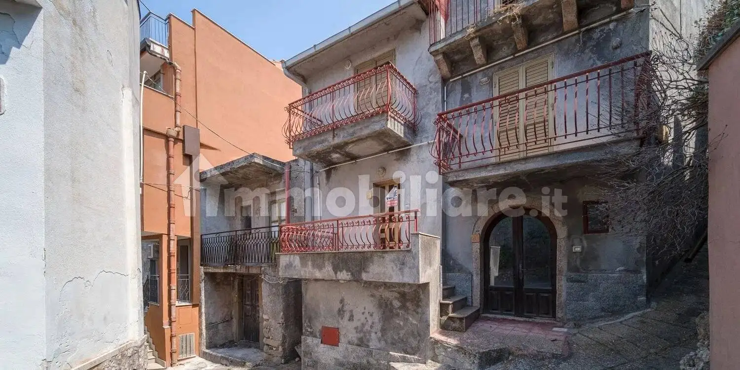 Villa in vendita a Forza d'Agrò