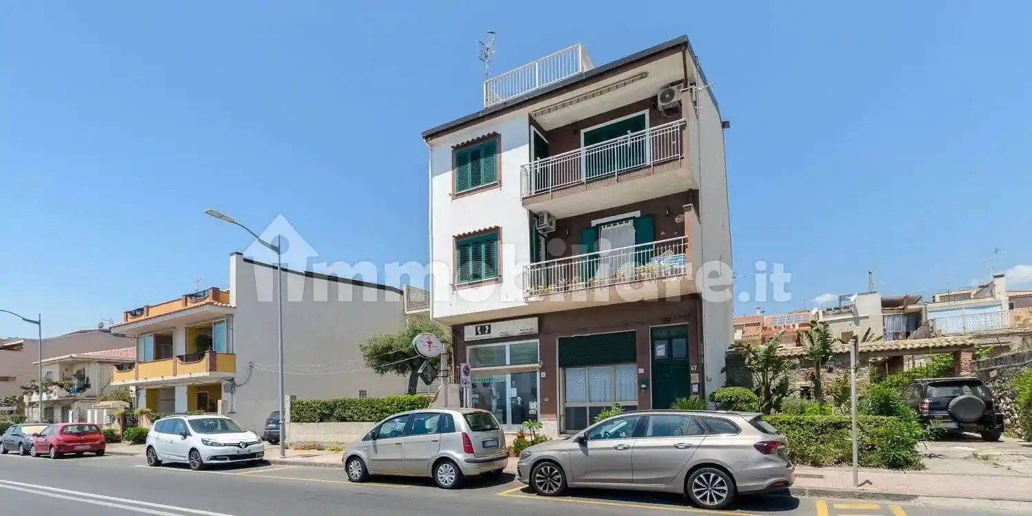 Appartamento in vendita a Santa Teresa di Riva