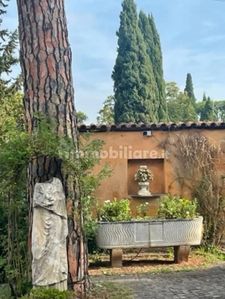 Villa in affitto a Roma