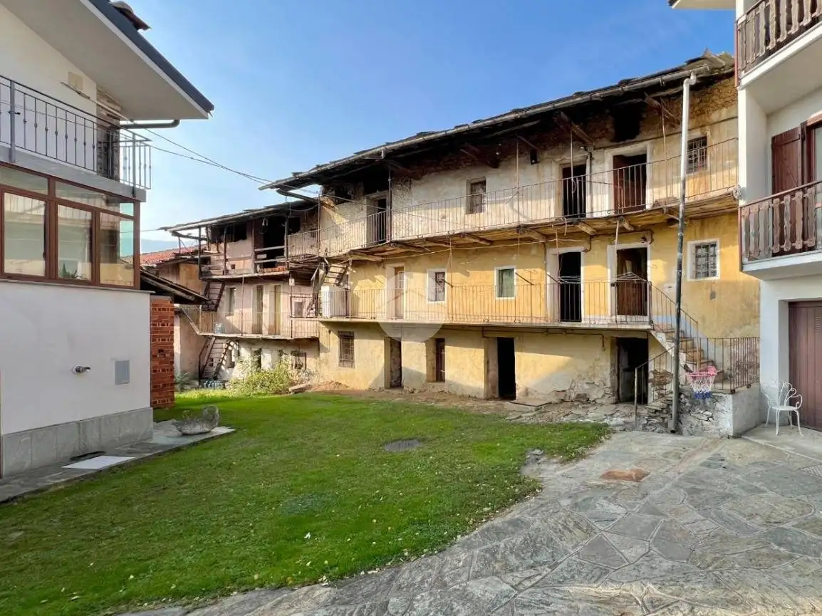 Casa indipendente in vendita a Coassolo Torinese