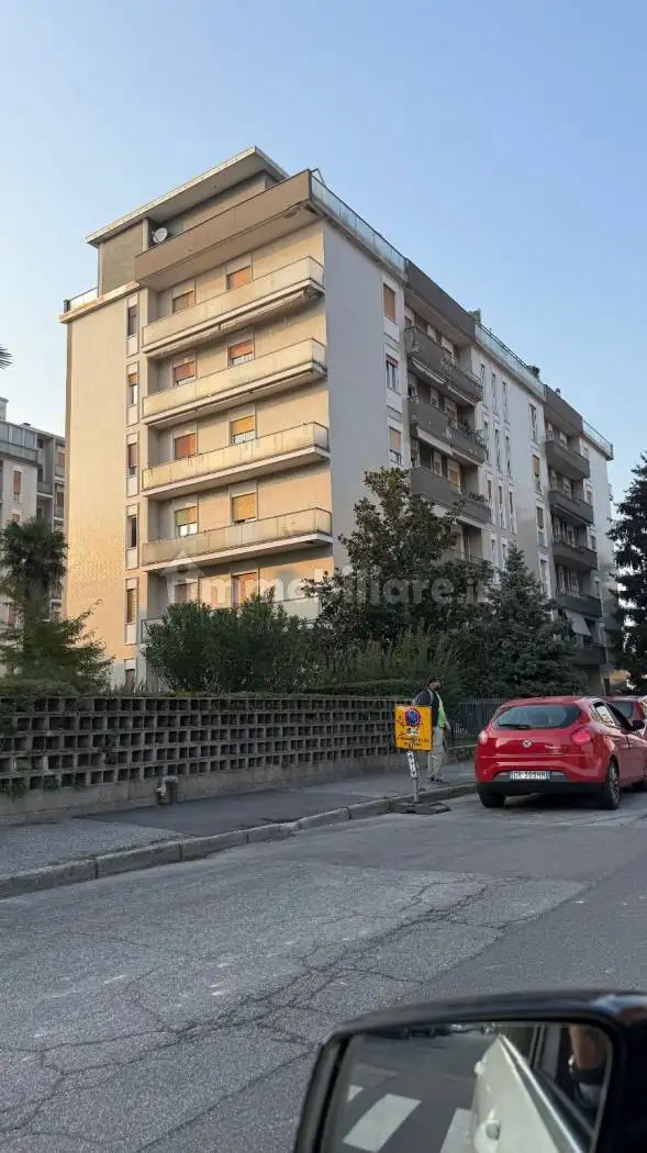 Appartamento in affitto a Monza