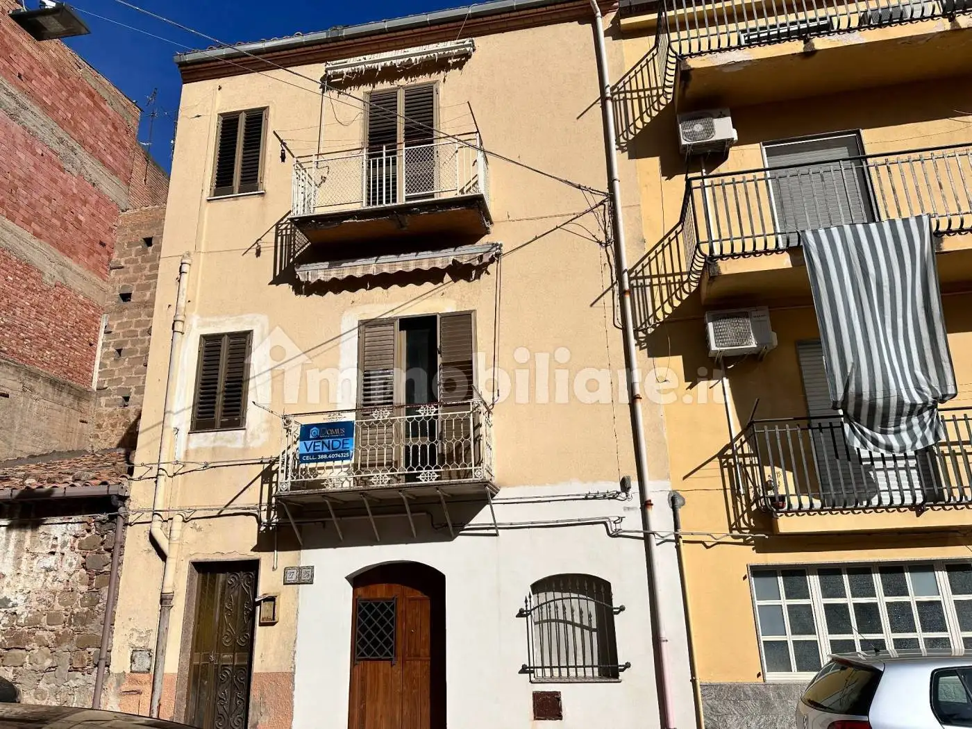 Casa indipendente in vendita a Santo Stefano di Camastra