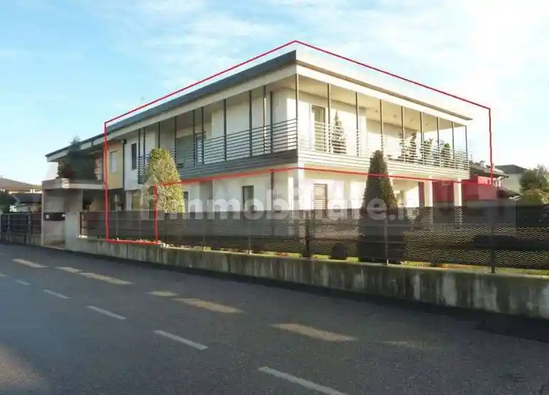 Appartamento in vendita a Ghisalba