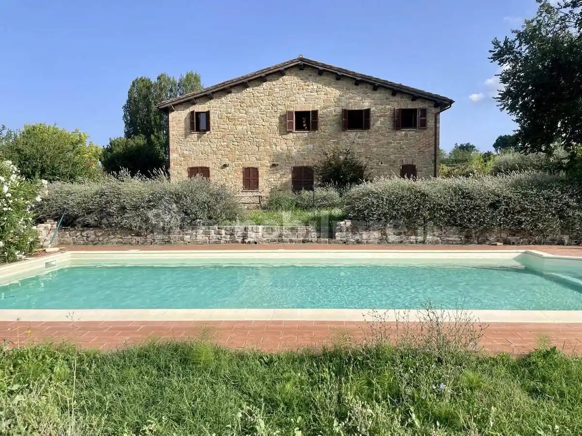 Rustico - Casale in vendita a Amandola