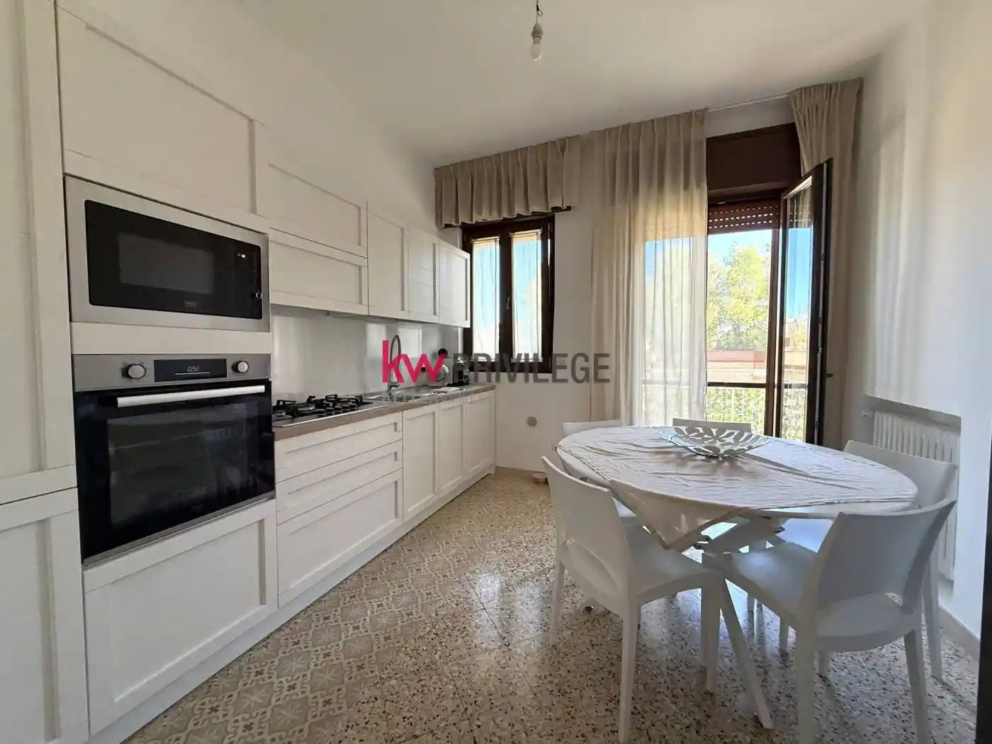 Quadrilocale piazza Alberto Savinio 2, Sant'Elia, Brindisi - foto 5