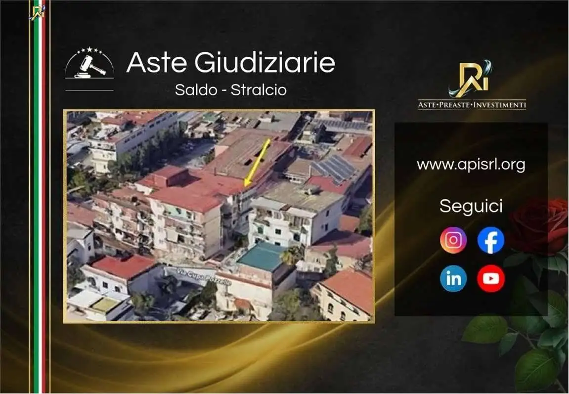 Appartamento in vendita a Napoli