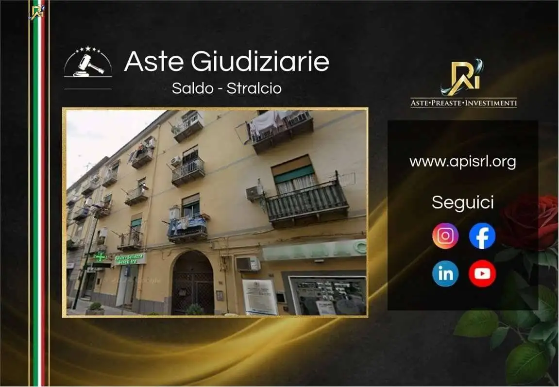 Appartamento in vendita a Napoli