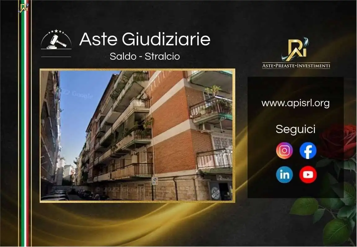 Appartamento in vendita a Napoli