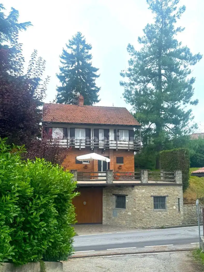 Villa in vendita a Bossolasco