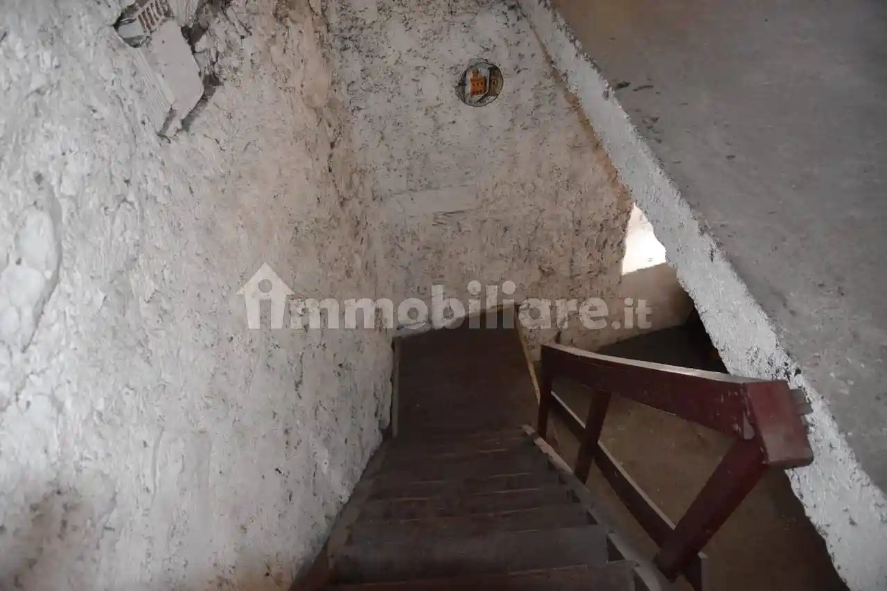 Quadrilocale da ristrutturare, su più livelli, Semicentro, Trento - foto 4