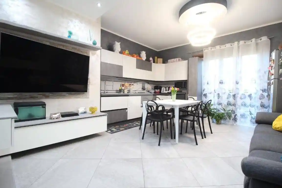 Trilocale via rigolfo 10, Moriondo - Maiole, Moncalieri - foto 2