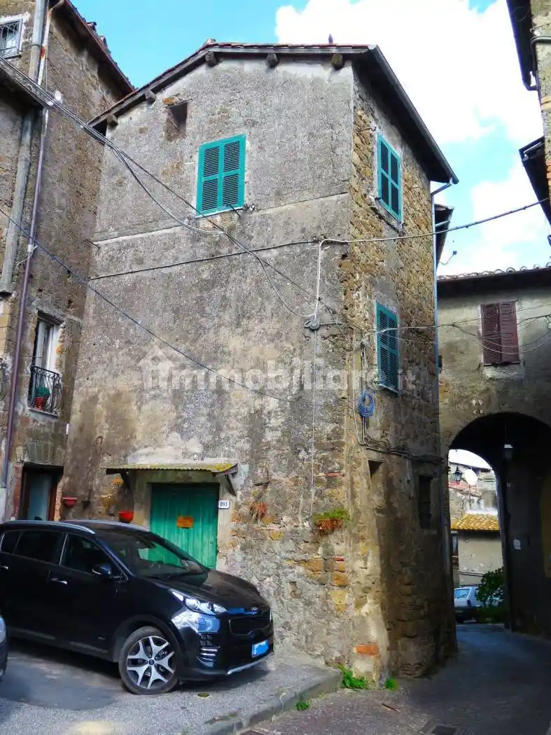 Appartamento in vendita a Bassano Romano