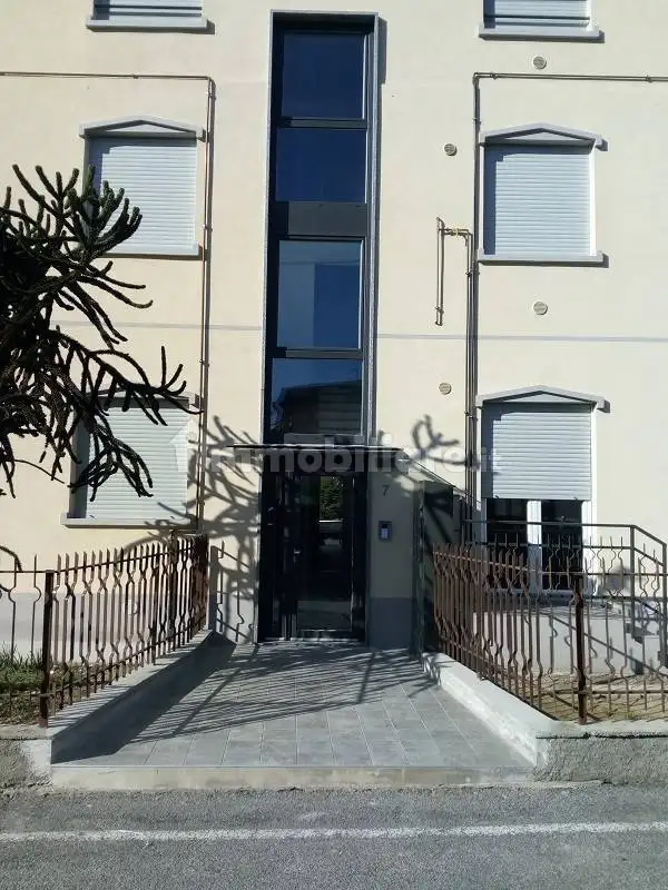 Trilocale via Giosuè Carducci 7, Bonate Sotto - foto 2