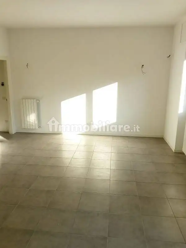 Trilocale via Giosuè Carducci 7, Bonate Sotto - foto 3