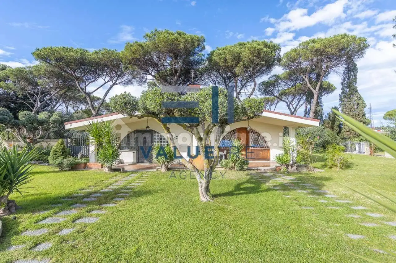 Villa in affitto a Roma