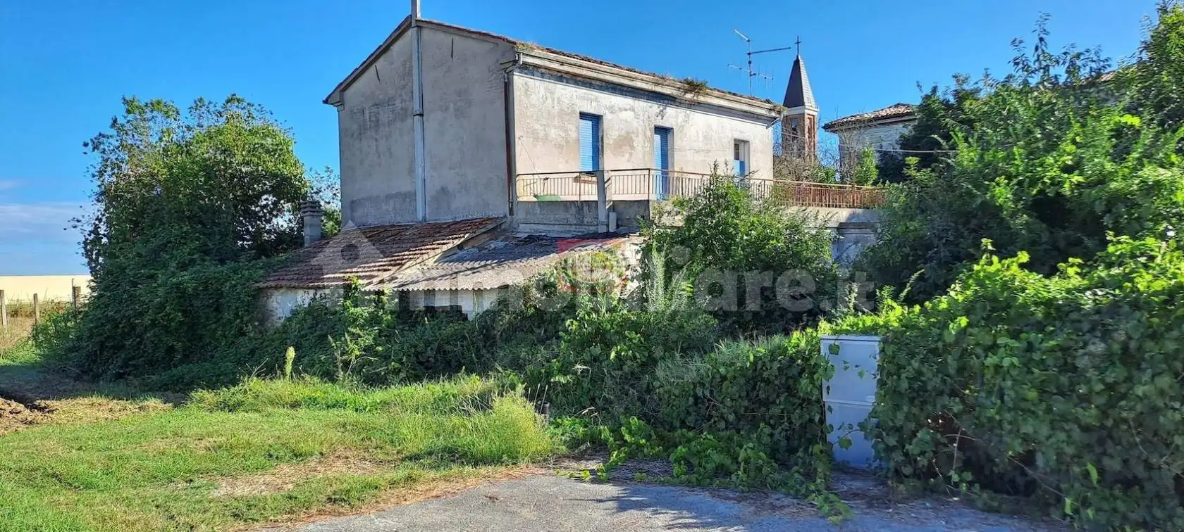 Casa indipendente in vendita a Cesena