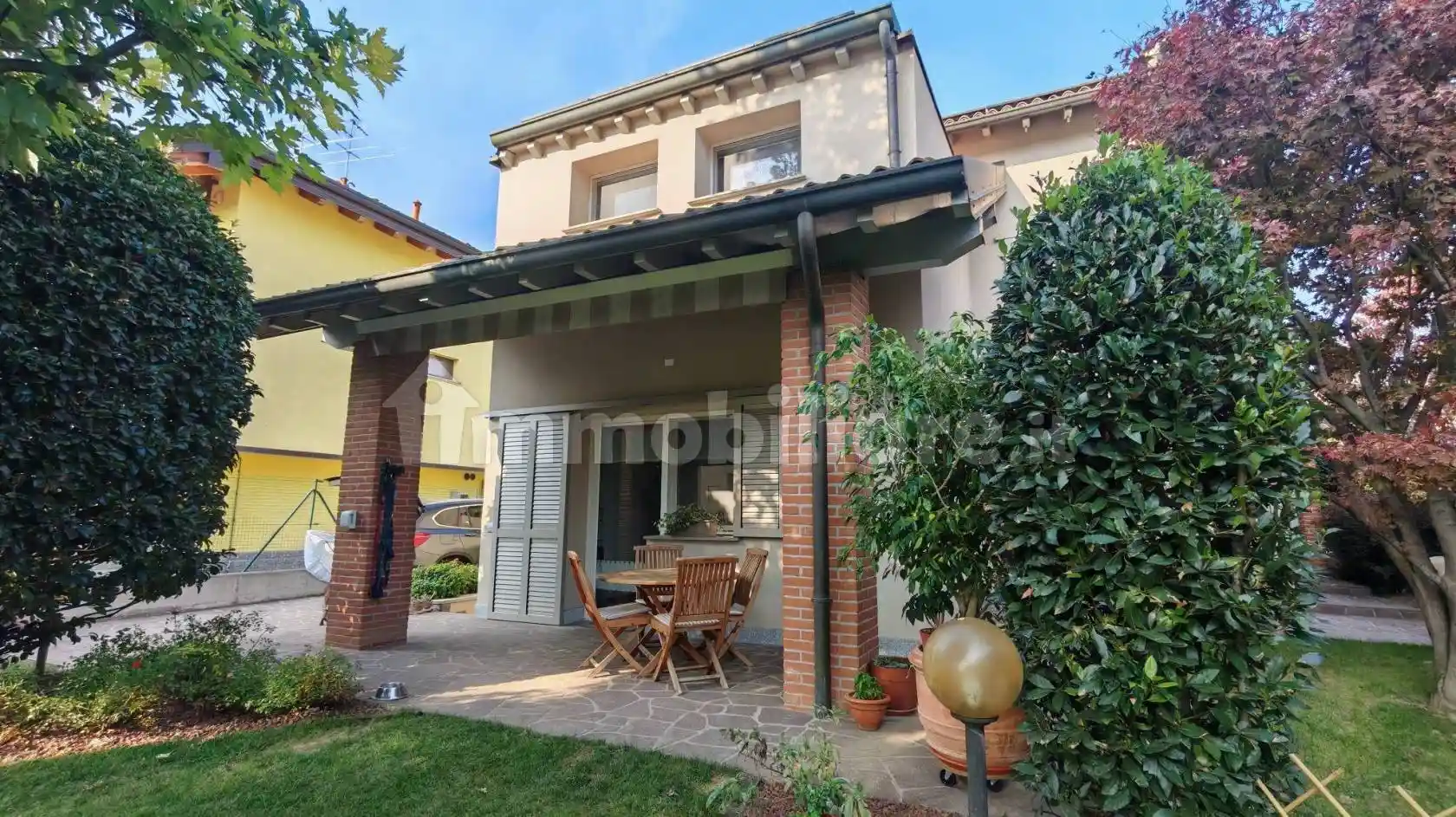 Villa in vendita a Trezzo sull'Adda