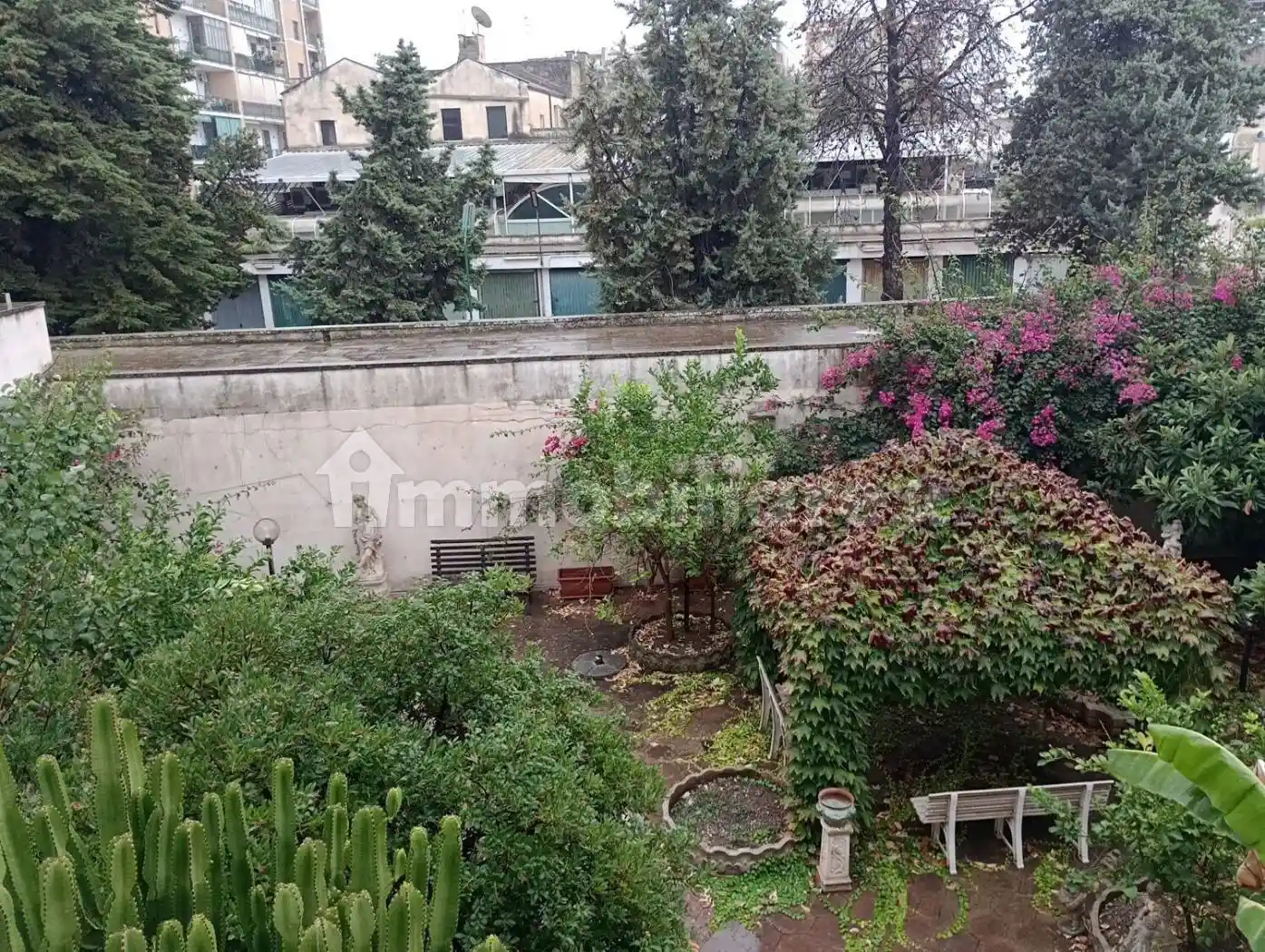 Palazzo - Edificio in vendita a Lecce