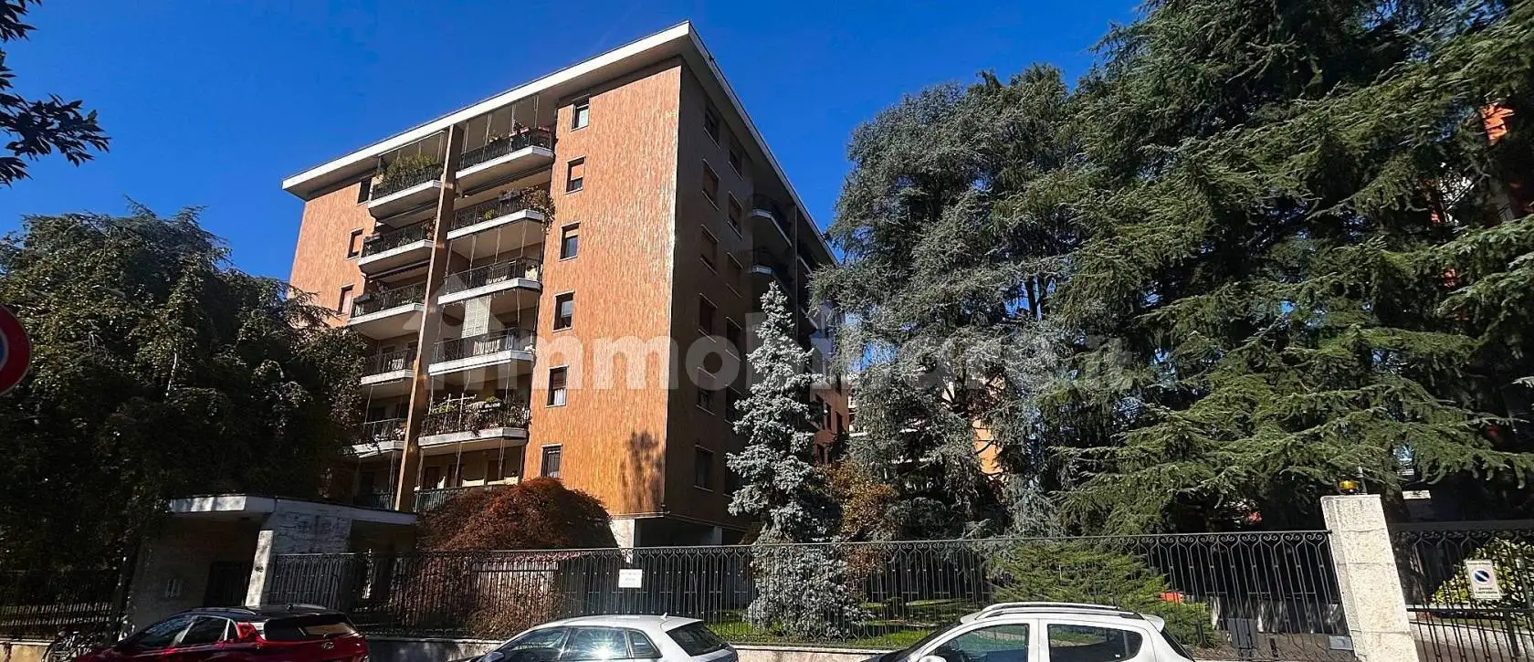 Appartamento in vendita a Monza