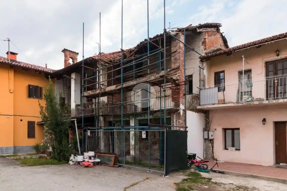 Rustico - Casale in vendita a Caselle Torinese