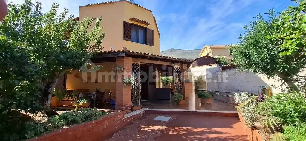Villa in vendita a Carini