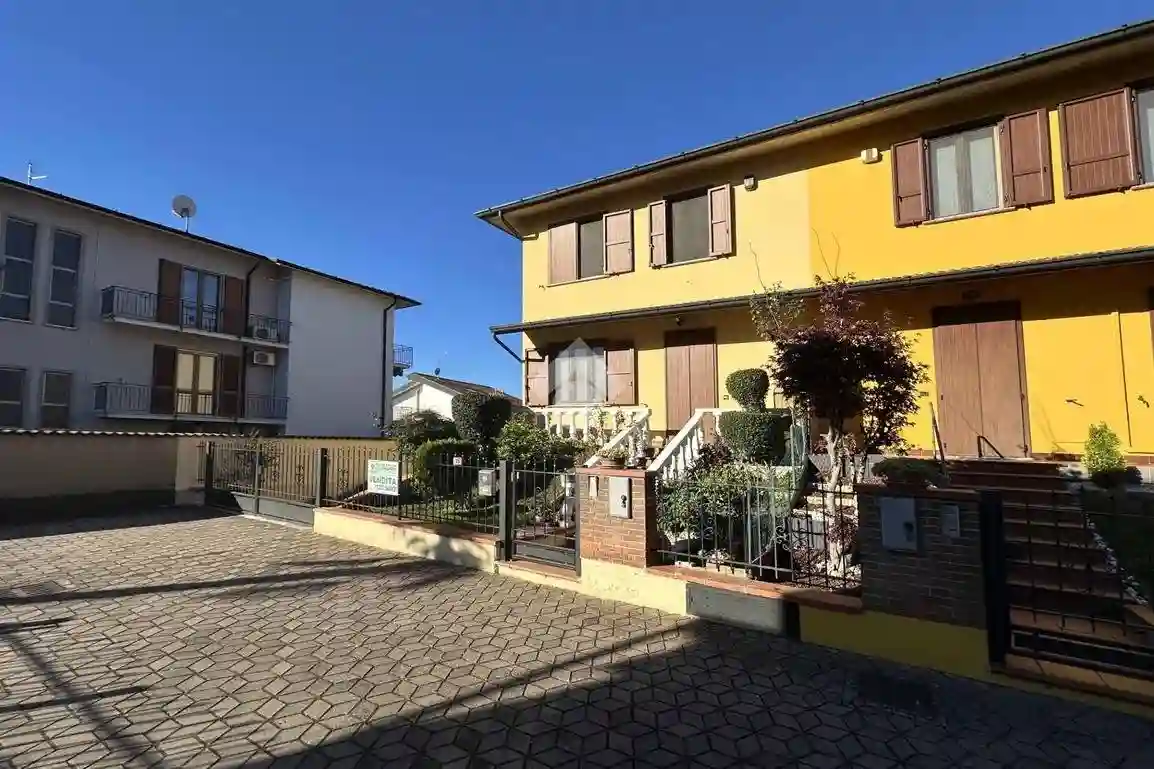 Villetta a schiera - foto 2