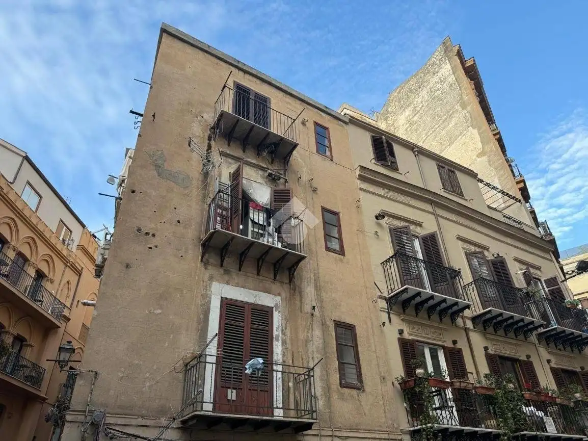 Appartamento in vendita a Palermo