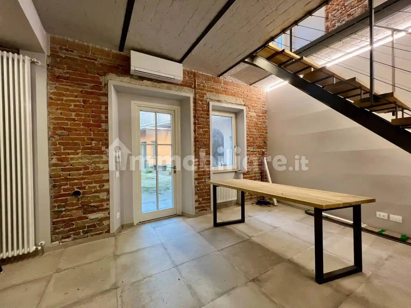 Trilocale via San Giovanni 3, Centro, Alba - foto 5