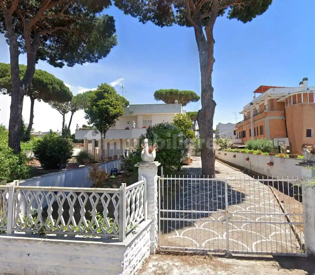 Villa in vendita a Anzio