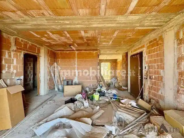 Appartamento via Aurelia Ovest,  325, Zona Industriale, Massa - foto 2