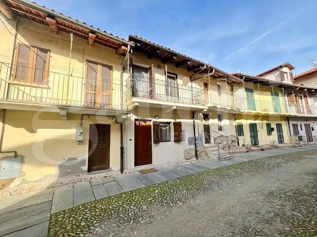 Casa indipendente in vendita a Bra