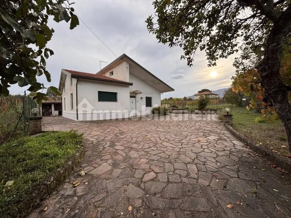 Casa indipendente in vendita a Paternopoli