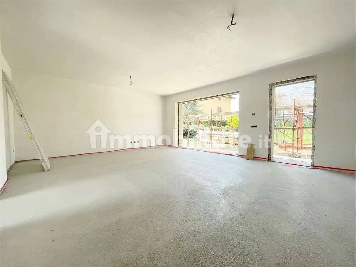 Villa a schiera via giacomo leopardi, Centro, Limido Comasco - foto 4