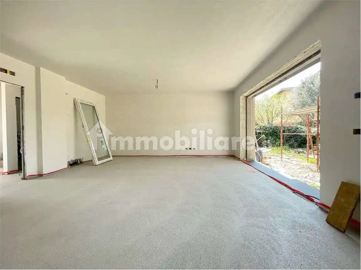 Villa a schiera via giacomo leopardi, Centro, Limido Comasco - foto 5