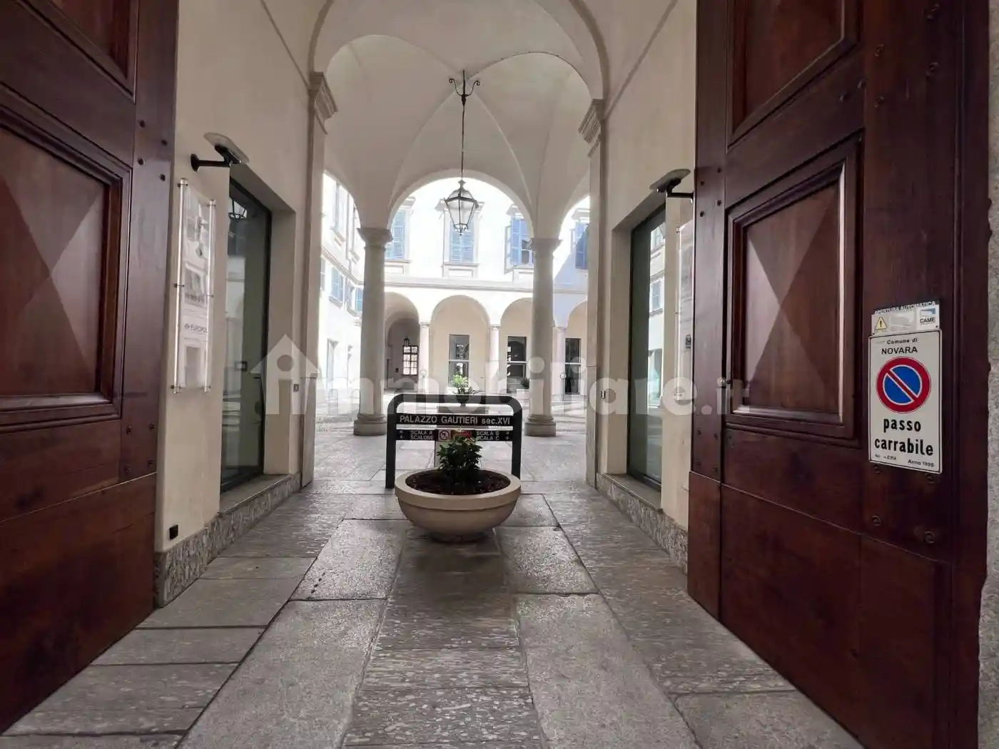 Bilocale via Negroni 4, Centro Storico, Novara - foto 2