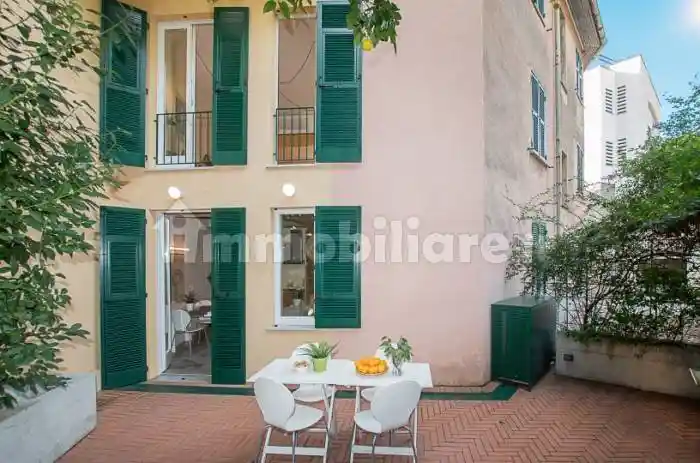 Appartamento in vendita a Finale Ligure
