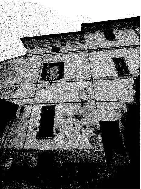 Casa indipendente in asta a San Giovanni in Croce