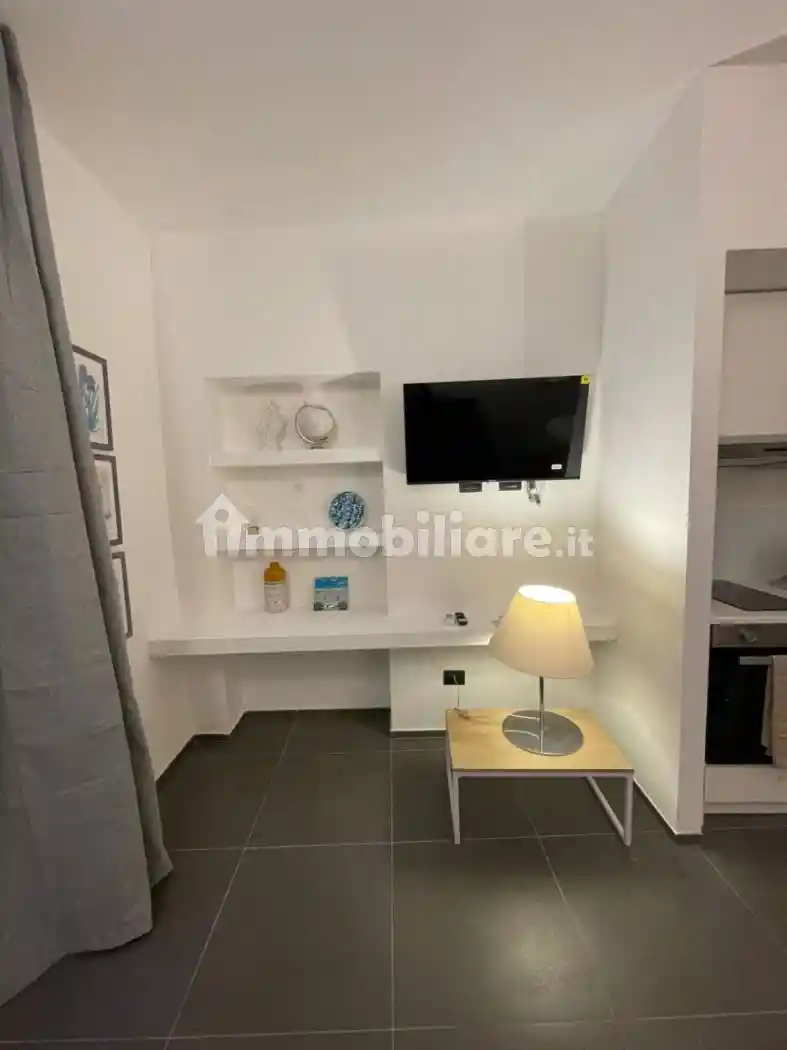 Bilocale piazza Giulio Beverini, Centro Storico, La Spezia - foto 2