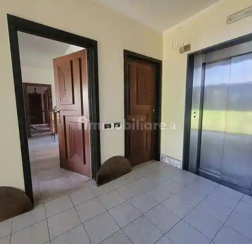 Quadrilocale via Antonio Canova, Via Ruggiero, Caserta - foto 3