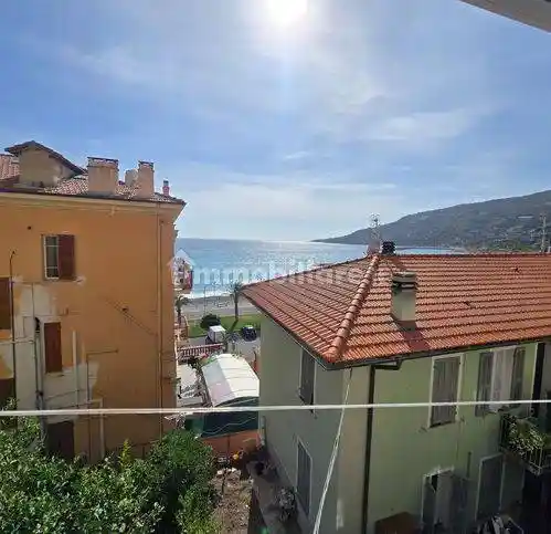 Appartamento in vendita a Ospedaletti