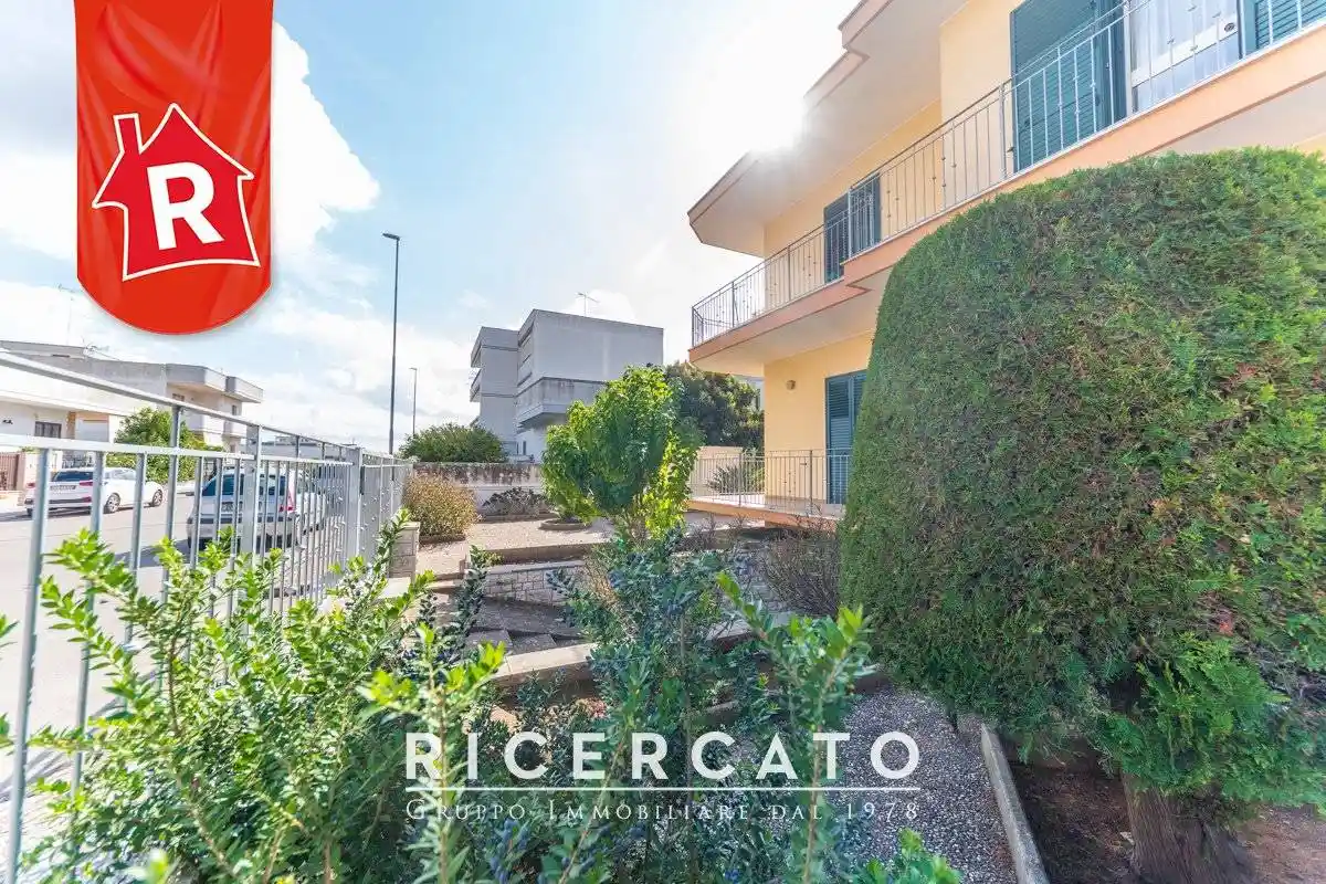 Villa unifamiliare via Oronzo Cosi 10, Poligono - Via San Cesario, Lecce - foto 2