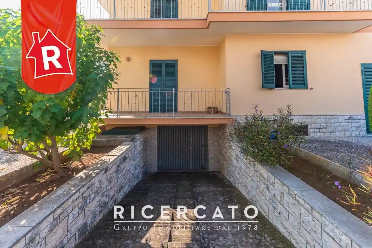 Villa unifamiliare via Oronzo Cosi 10, Poligono - Via San Cesario, Lecce - foto 4