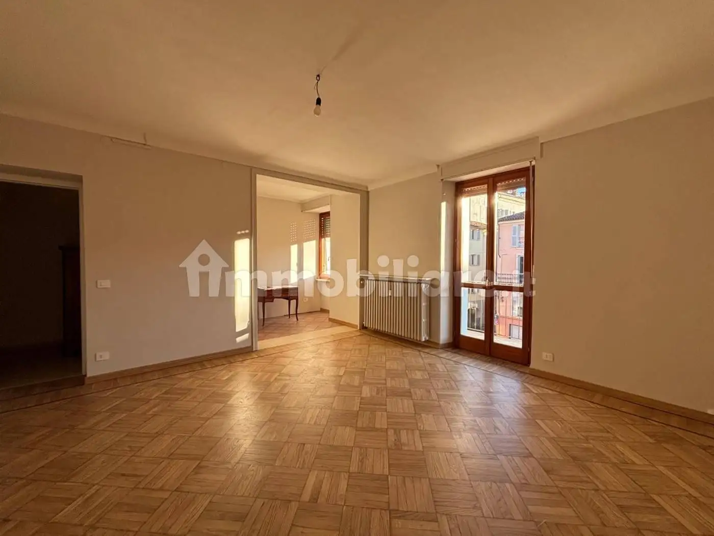 Quadrilocale piazza Martiri della Libertà 2, Breo, Mondovì - foto 2